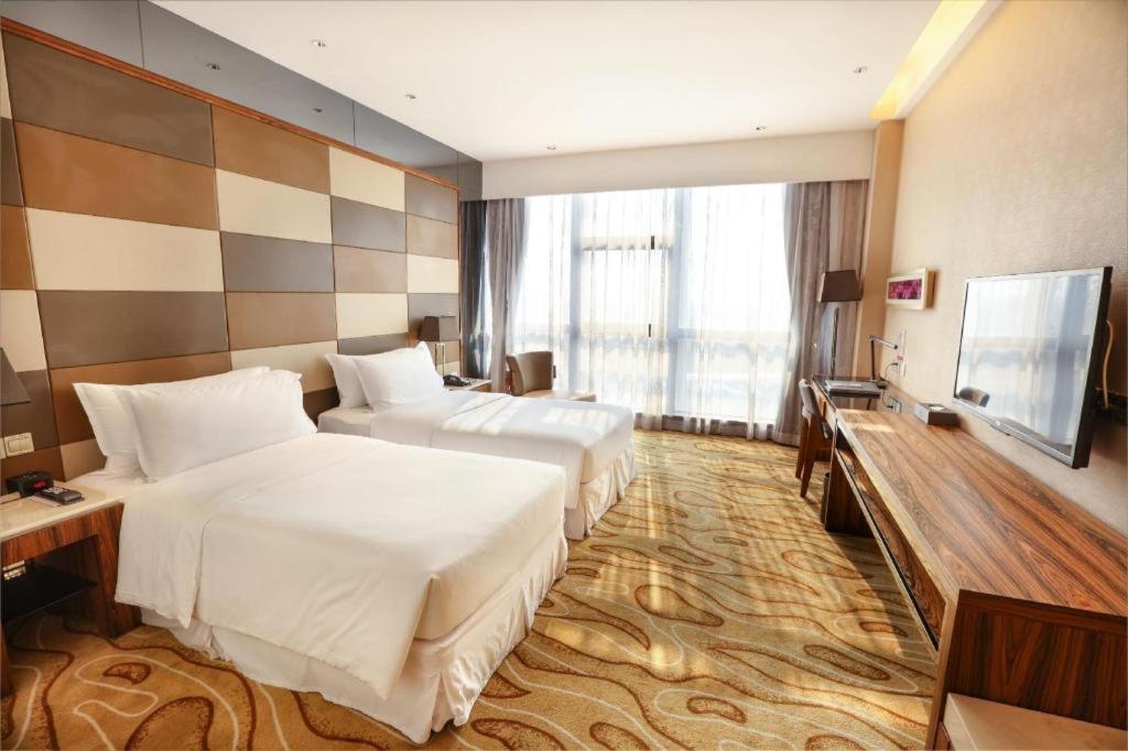 Ramada Plaza Huizhou East Hotel Exterior photo